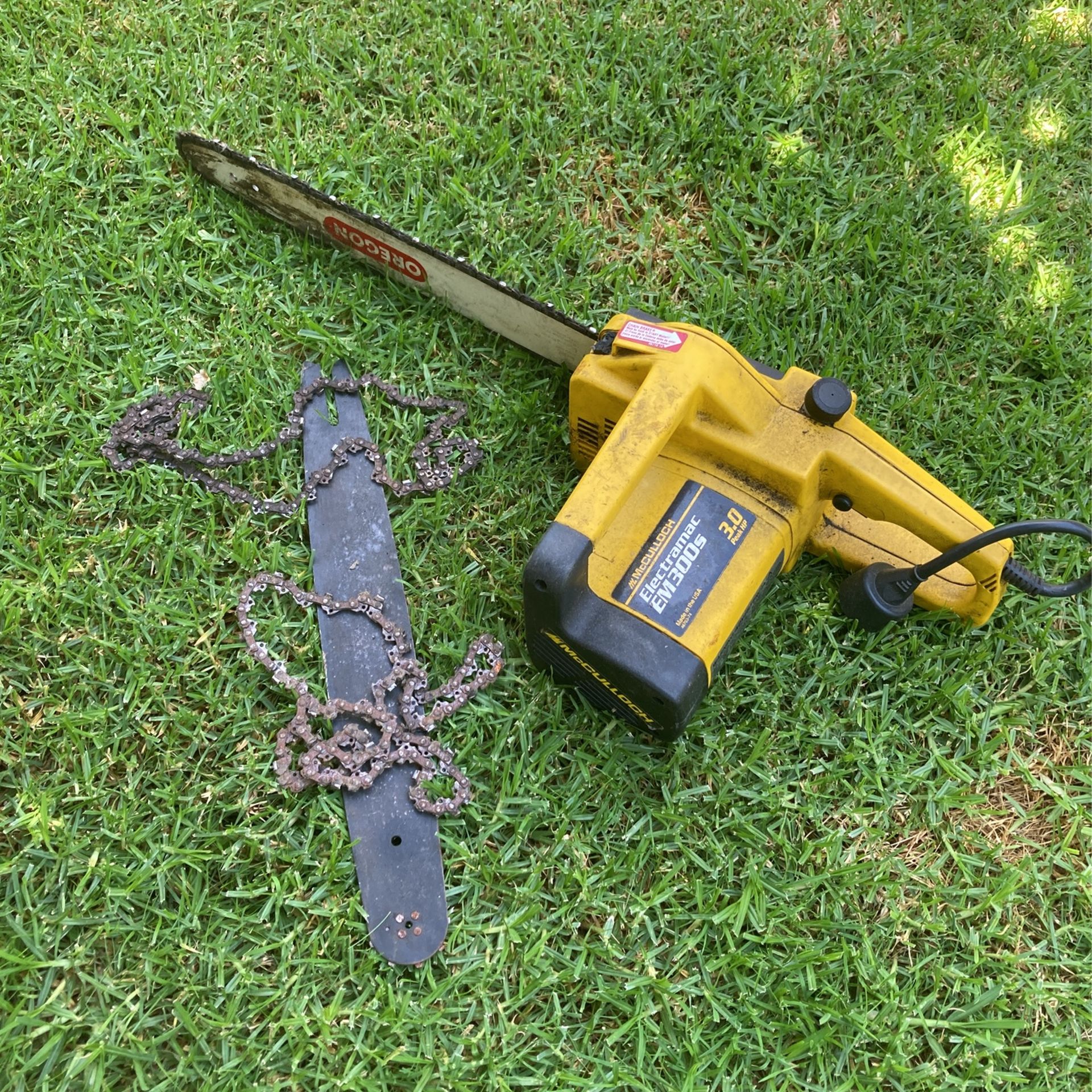 16” McCULLOCH Electramac EM300s 3.0 Peak HP Chainsaw