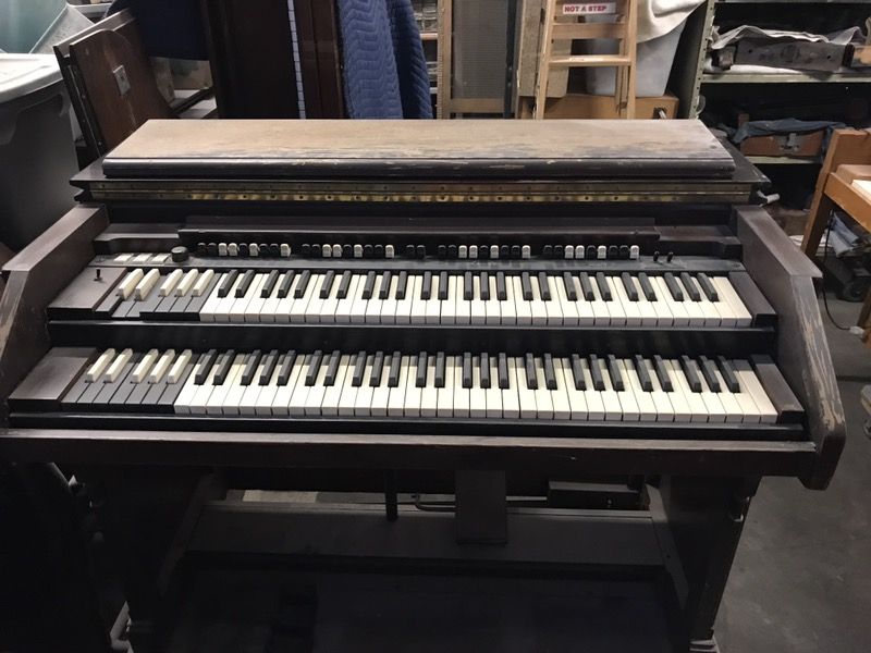 PIANO HAMMOND ORGAN C-2
