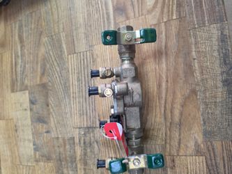 Watts Backflow Preventer 1/2 inch