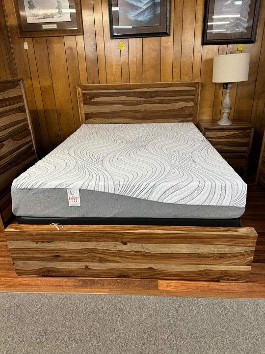 $49 Down Finance Bedroom Set Queen Or King Bed Queen Matress Reclining Sectional Sofa And Loveseat Dining Table