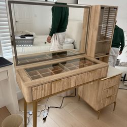 Makeup Vanity