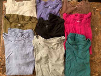 GAP T-Shirts - Women’s Size Small S