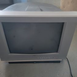 RCA 20" CRT TV With Remote