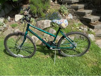 Huffy Superia 15-Speed Mountain Bike