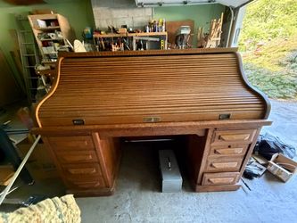 Antique Leopold Desk Co. oak roll top desk