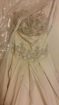 Wedding dress small