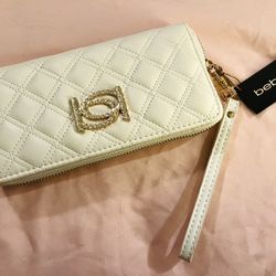 Bebe Los Angeles Alba Wristlet Wallet - White
