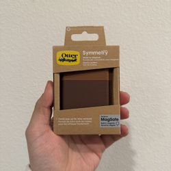 Otterbox Symmetry Series Cactus Leather MagSafe Phone Wallet 
