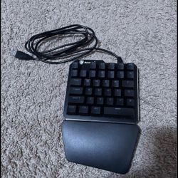 Sades Half Gaming Keyboard 