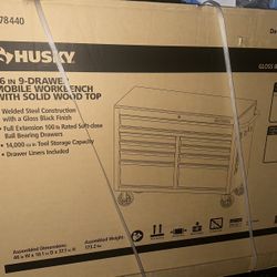 9 Drawer Mobile Workbench