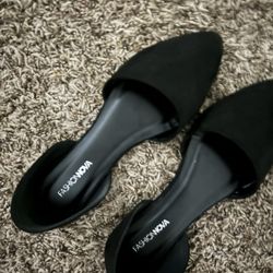 Women’s Flats 