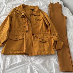 Women medium denim jacket with leggings, New.