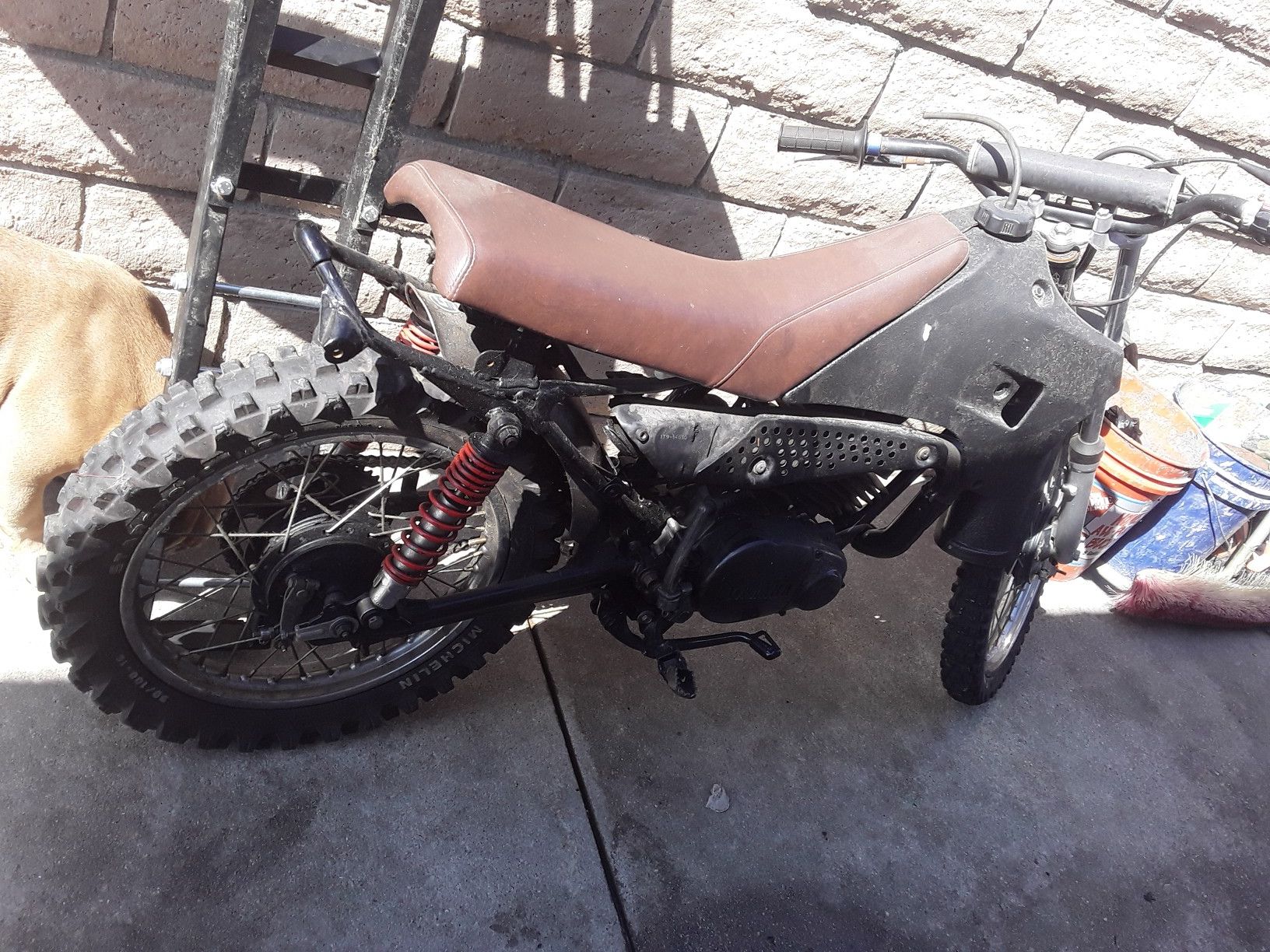 Motorcycle rack and motorcycle