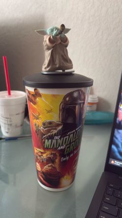 The Mando and Grogu Exclusive Tall Cup Collectible
