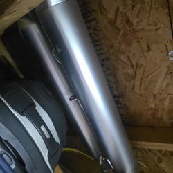 HD Vrod Muscle 2014 Stock Exhaust 