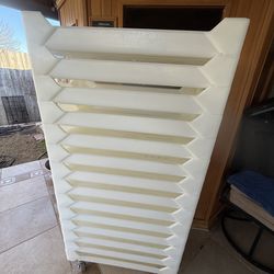 Heavy-duty industrial drying tray