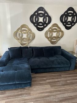 Couch/Sofa Sectional - Microfiber - Available for pick up!