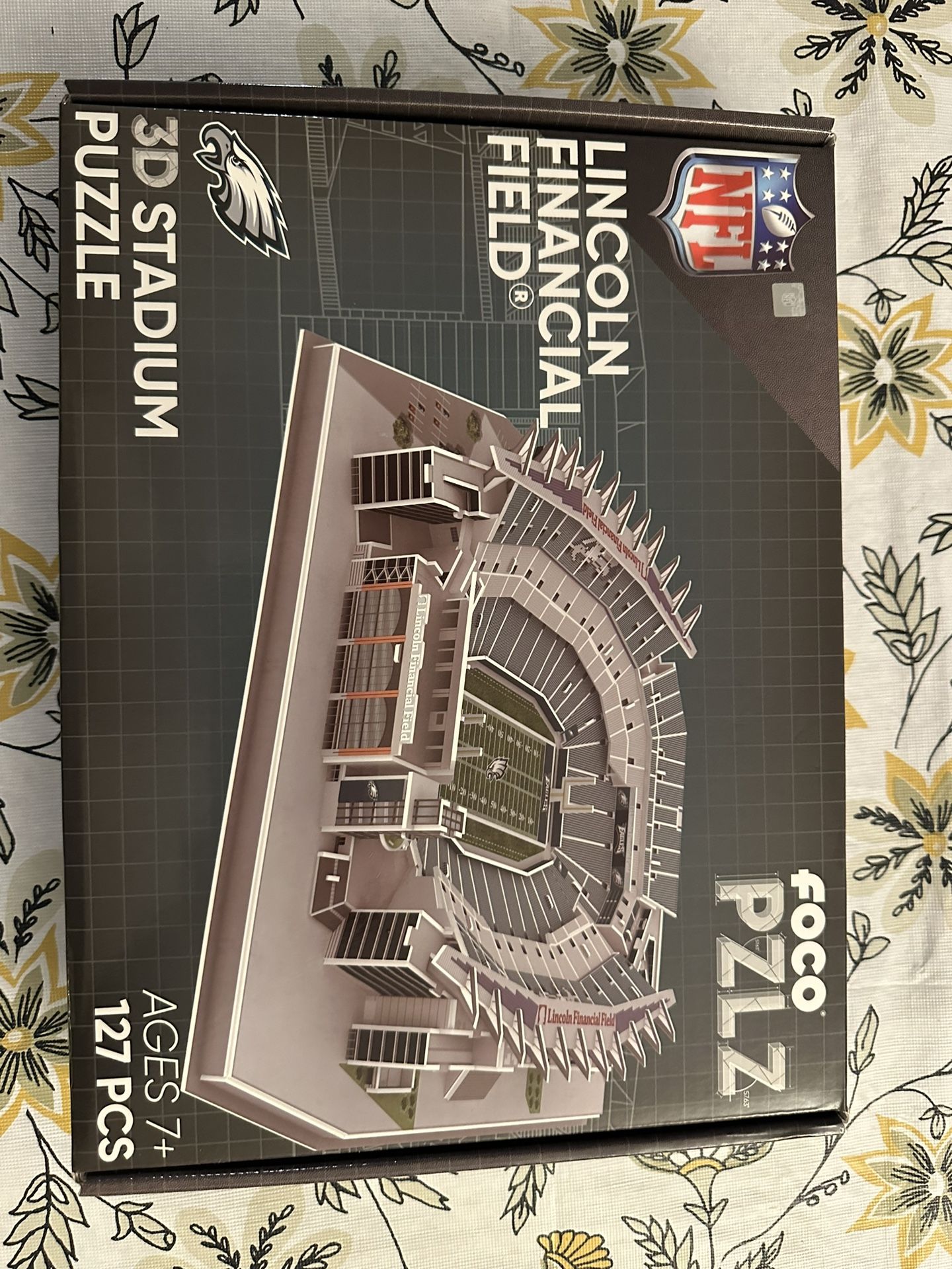 NFL foco PZLZ Lincoln fianancial field 3D stadium puzzle