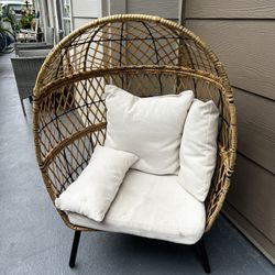 Wicker Egg Chair