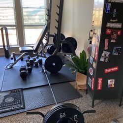 HOIST Multi-Purpose Squat Rack & 7 Position F.I.D. Bench