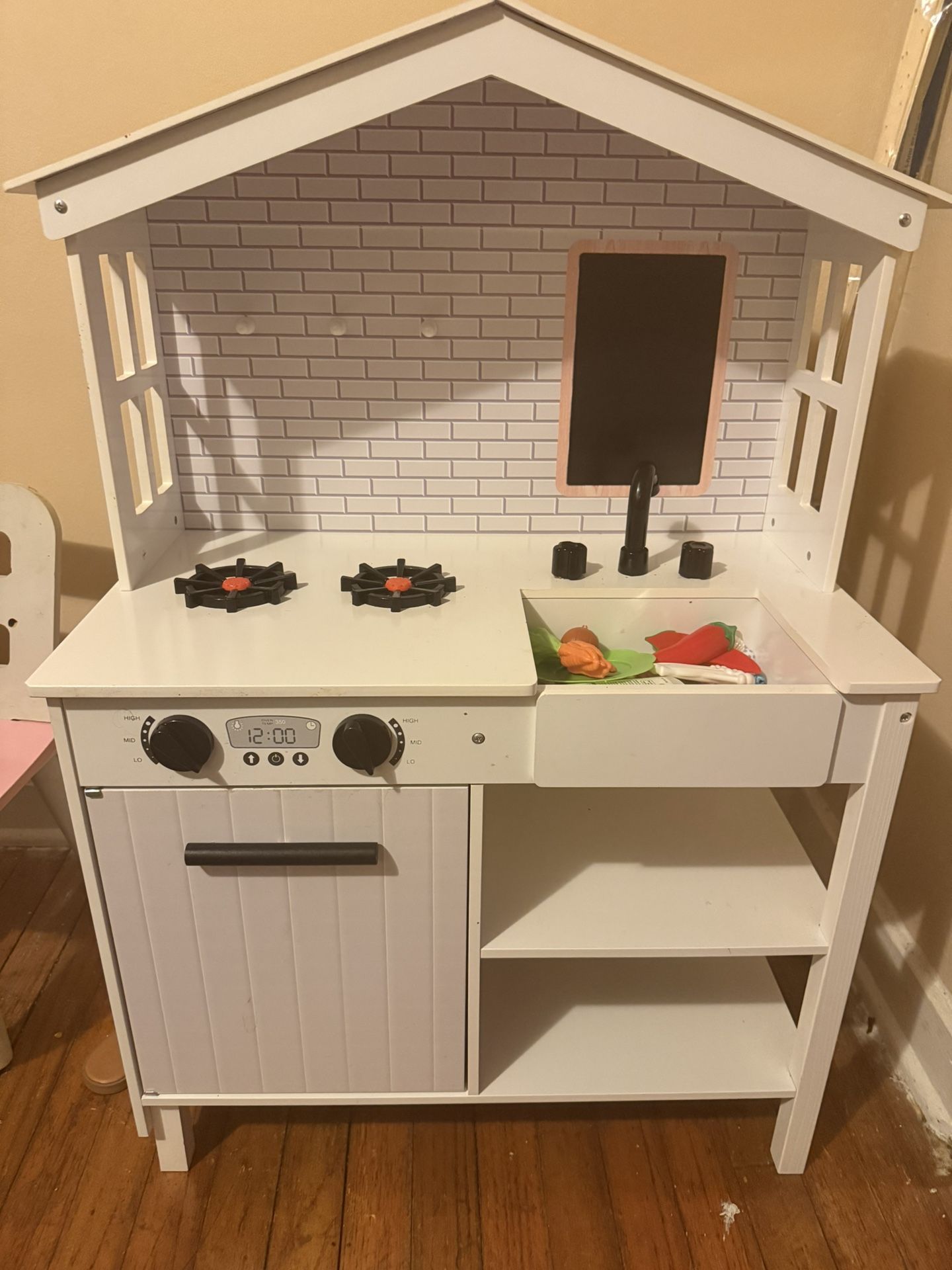 Kids Kitchen 