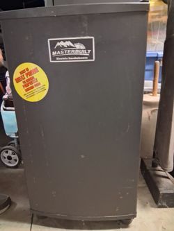 Electric smoker