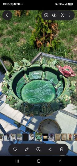 Vintage Asian Majolica Frog Plantar Bowl
