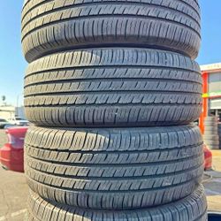 235 65 18 Tires Con 80% De Vida Las 4 De La Marca Michelin 