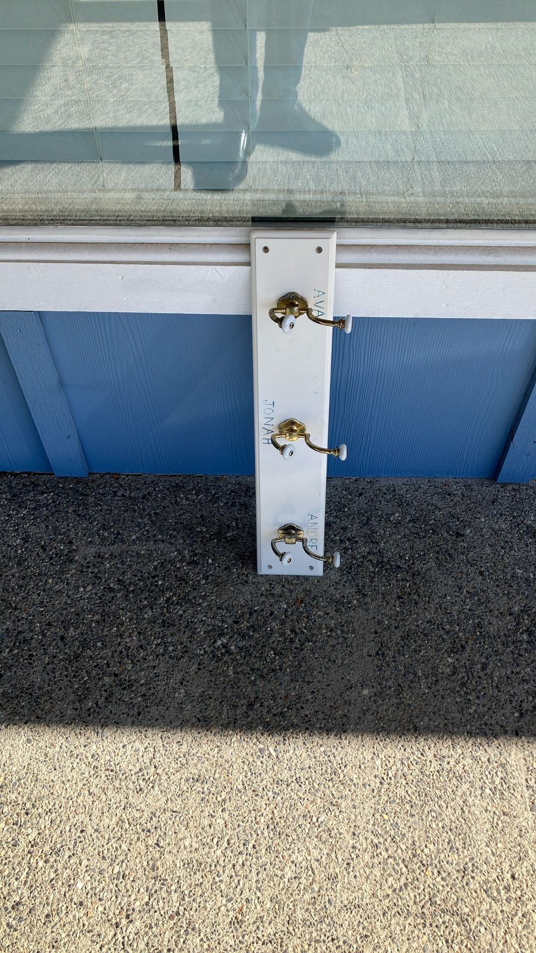 Free Three Hook Coat Hook