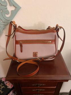 Dooney & Bourke Pebble Leather Crossbody Purse – Excellent Condition