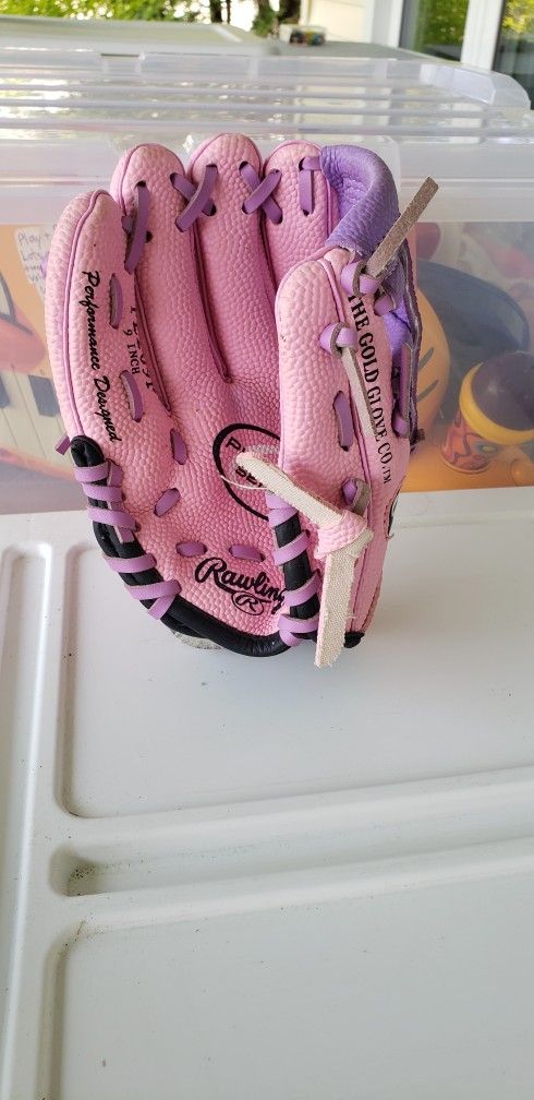 Childs Baseball Glove