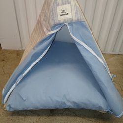 Sky Bleu Tent Pet 