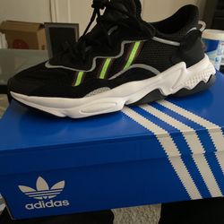 Adidas Size 9 men’s