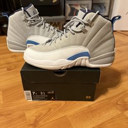 Jordan 12 Retro  “Grey University Blue” Size 7Y