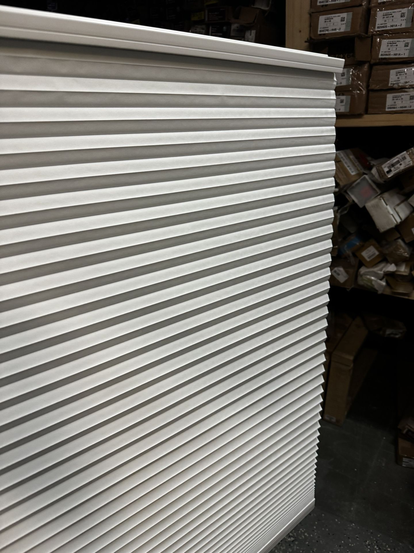 500 Blinds (cellular Shades) X $300/ Blinds In Doraville / Read Description / Sold As Is