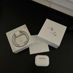 Apple AirPods Pro (2nd Generation)