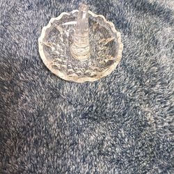 Vintage Austrian Crystal w/ diamond pattern ring holder