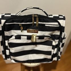 Jujube BFF Diaper bag backpack near new condition with all original parts