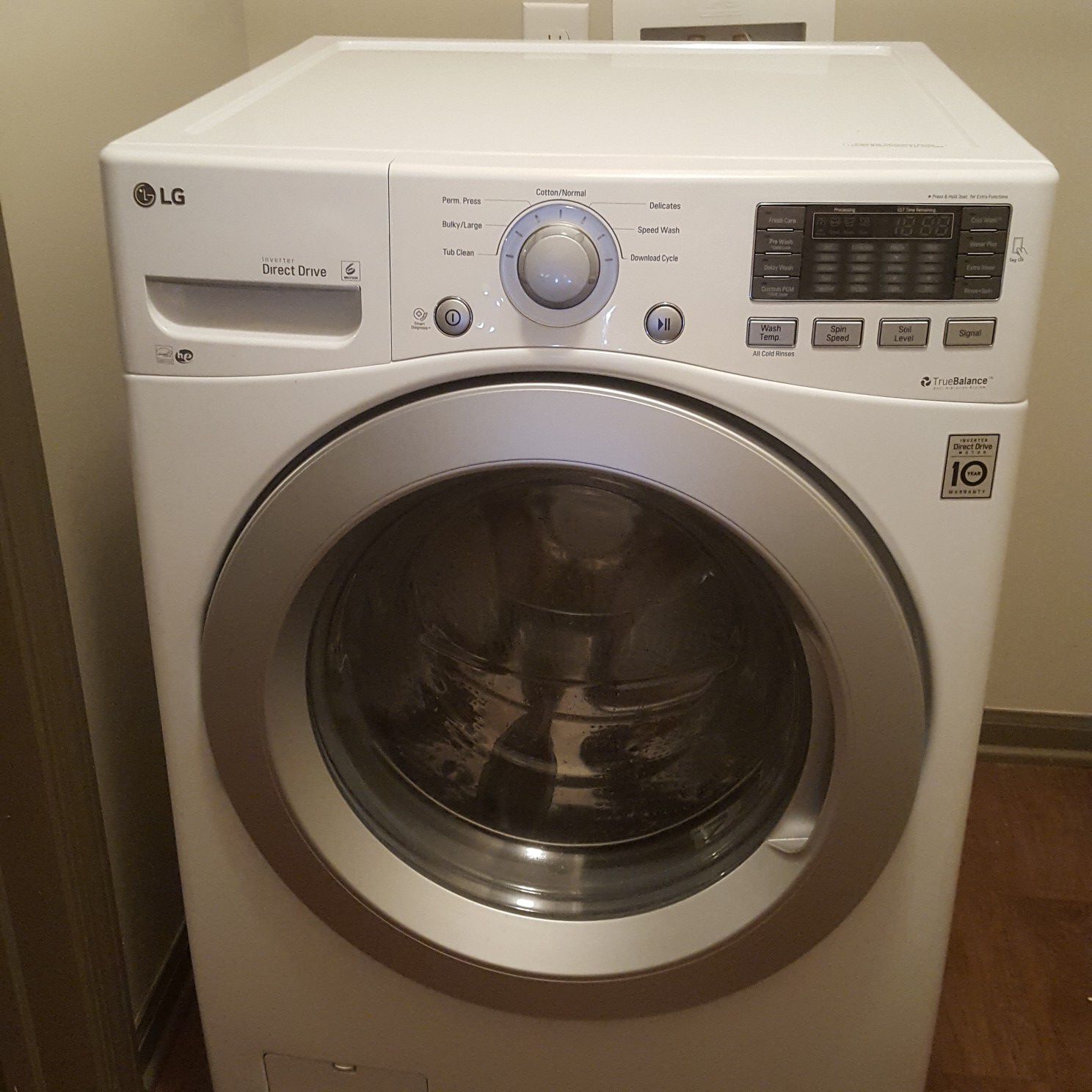 LG Frontloader Washer & Dryer