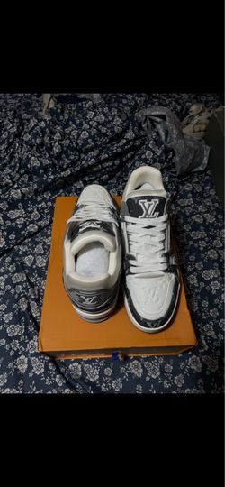 Louis Vuitton Style Sneakers - GREY/White - Size 9 - Excellent Condition