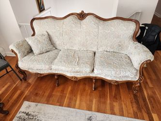 Set of 5 Sofa and Chairs 
