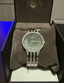 (Brand New) Bulova Crystal Mens Watch / Silver & Black