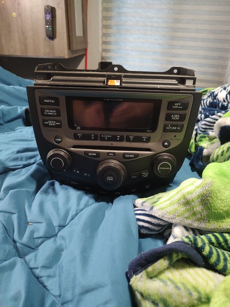 03-07 Accord Stereo