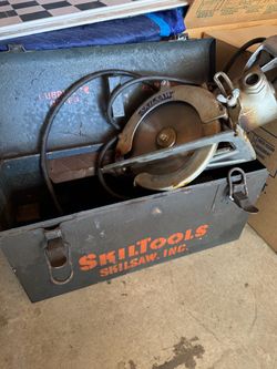 vintage worm-drive Skilsaw