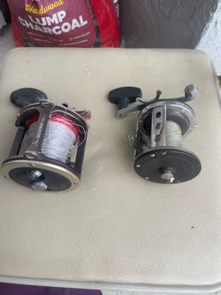 Fishing reel asking $50 !!! Each obo