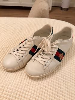 Women's Gucci Ace sneaker with bee size 38