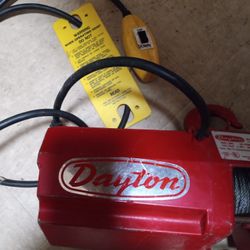Dayton 500 LBS