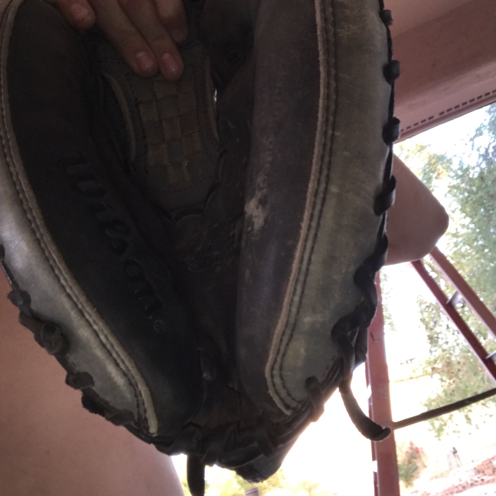 Used Wilson Youth Catches Glove
