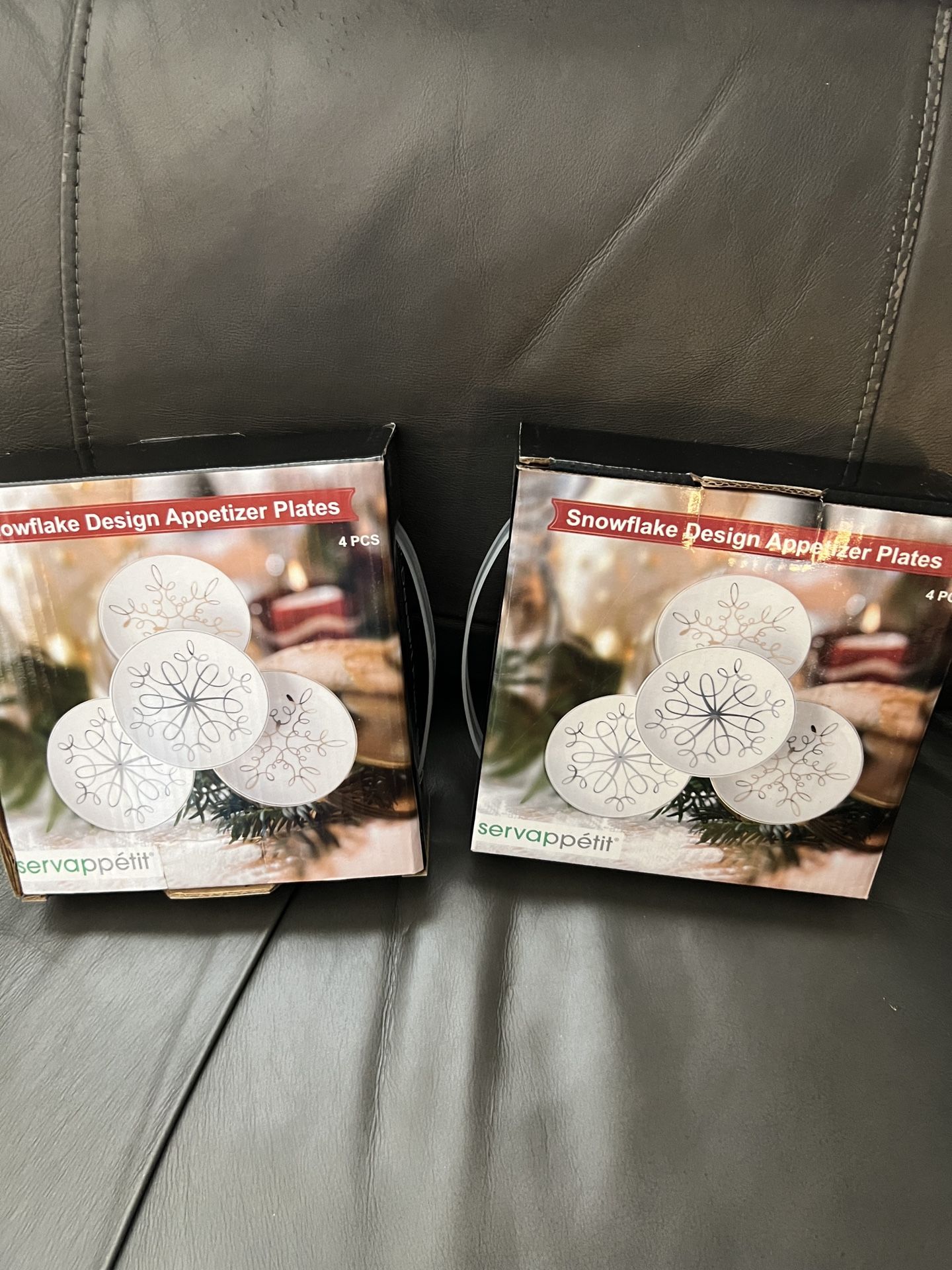 Dessert Plates 2 Sets Of 4 Snowflake Pattern