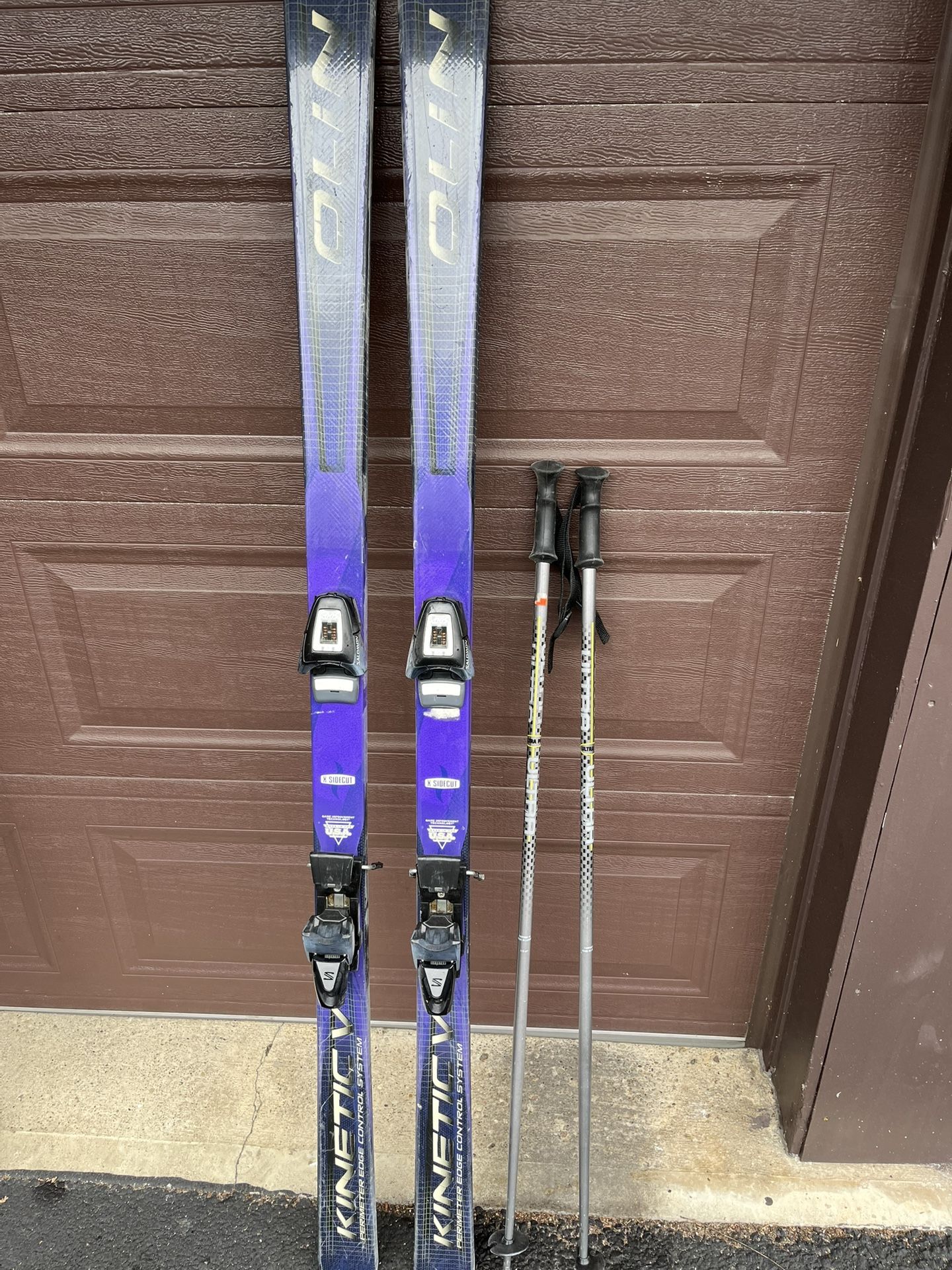 Olin Kinetic Skies With Bindings And. Poles